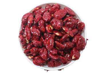 Gebrannte Mandeln mit Brombeeren