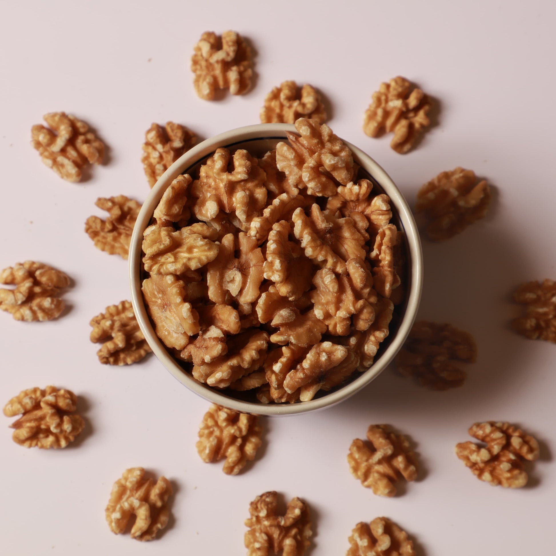 Bio Walnüsse naturbelassen – hochwertige Nüsse aus Wien vom Naschmarkt, reich an Omega-3 & perfekt zum Backen, Kochen oder Snacken