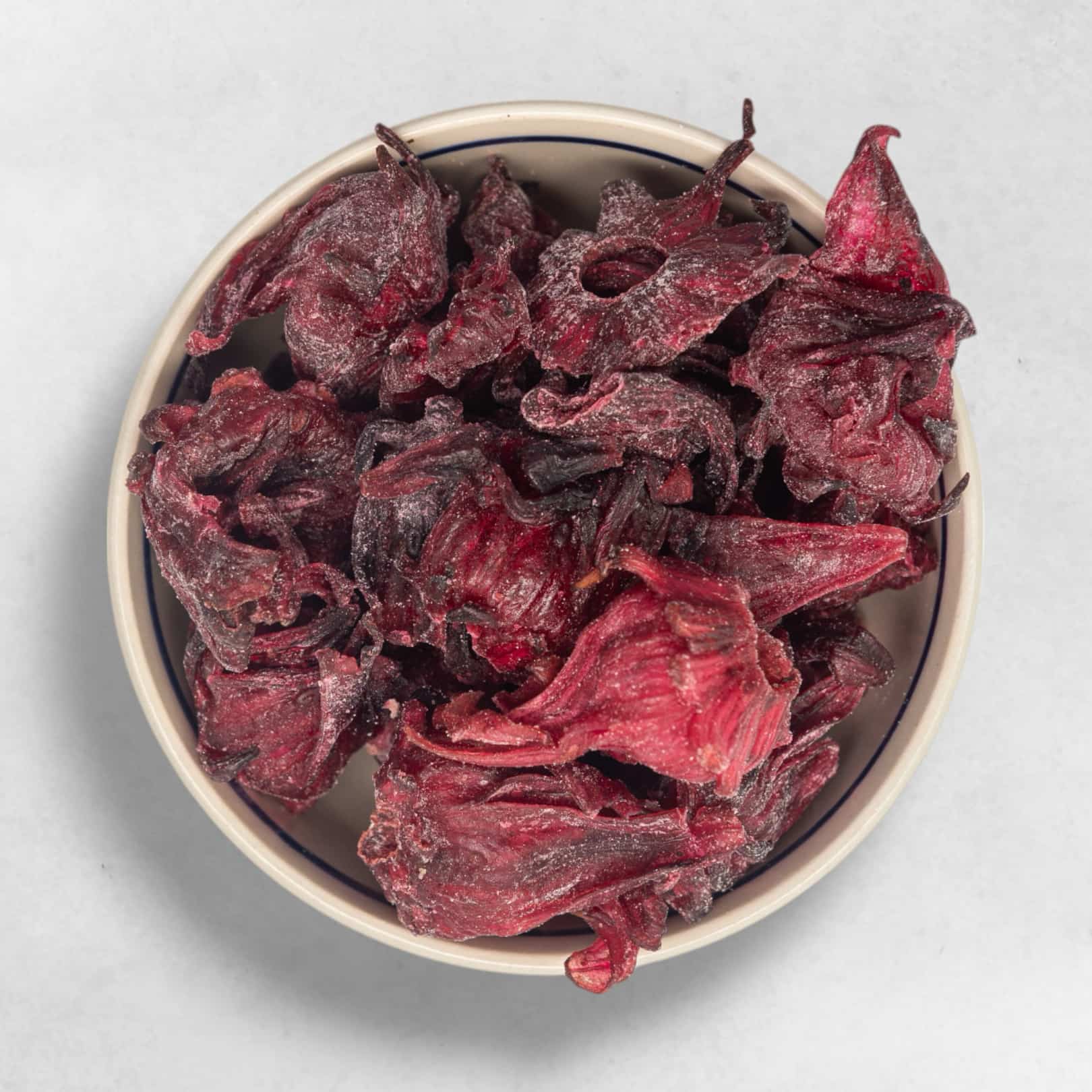 Getrockneter dunkler Hibiskus Bio Qualität zuckerfrei intensiv aromatisch naturbelassen für Tee antioxidativ vegan gesund